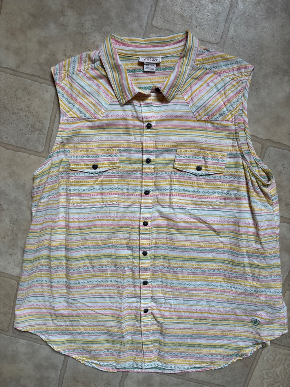 Ariat Ladies Jasmine Yarn Dye
Jacquard Stripe Sleeveless Shirt Size XXL